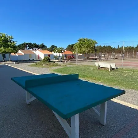 Nyaraló Maison 3 Pieces Avec Piscine Chauffee & Tennis, Proche - Fr-1-231-298