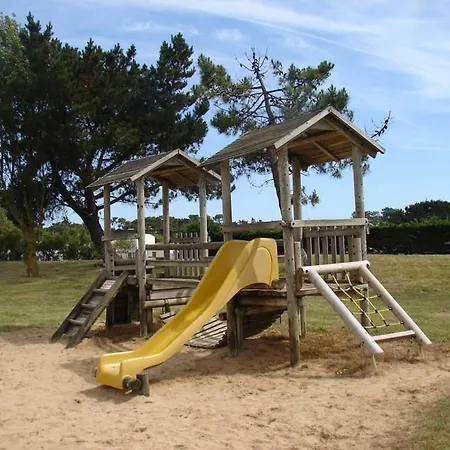 Maison 3 Pieces Avec Piscine Chauffee & Tennis, Proche - Fr-1-231-298 * 布雷蒂诺斯梅尔