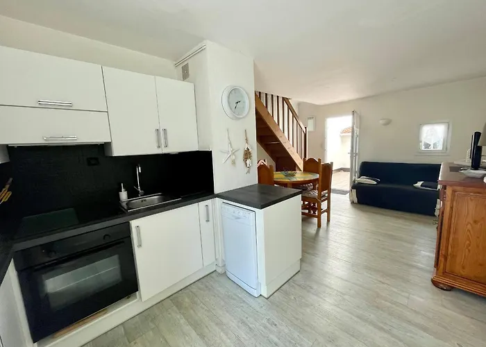 度假居 Maison 3 Pieces Avec Piscine Chauffee & Tennis, Proche - Fr-1-231-298