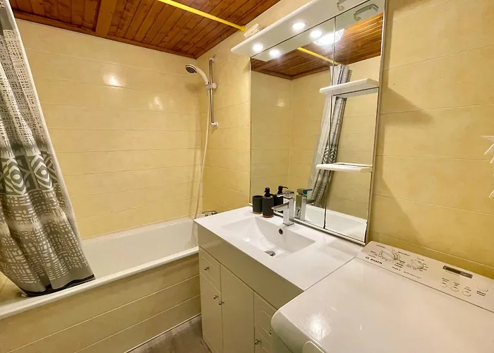 Maison 3 Pieces Avec Piscine Chauffee & Tennis, Proche - Fr-1-231-298