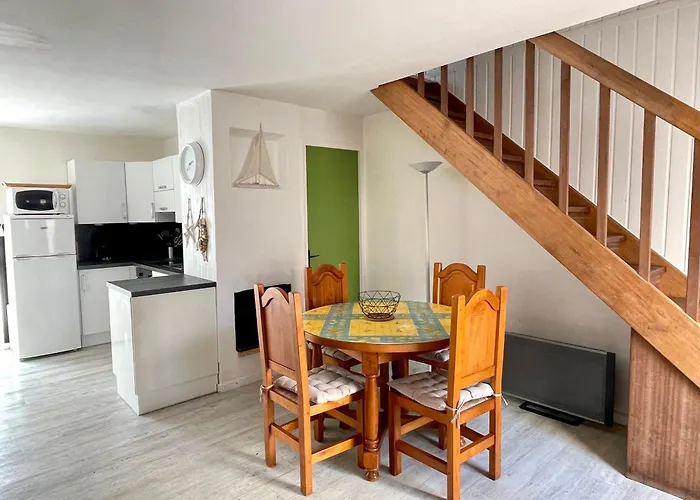 Maison 3 Pieces Avec Piscine Chauffee & Tennis, Proche - Fr-1-231-298 度假居