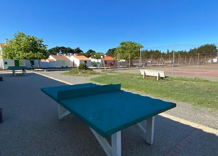 度假居 Maison 3 Pieces Avec Piscine Chauffee & Tennis, Proche - Fr-1-231-298